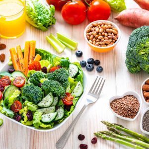 Noom Diet Review 2023: Costs, Benefits And Drawbacks